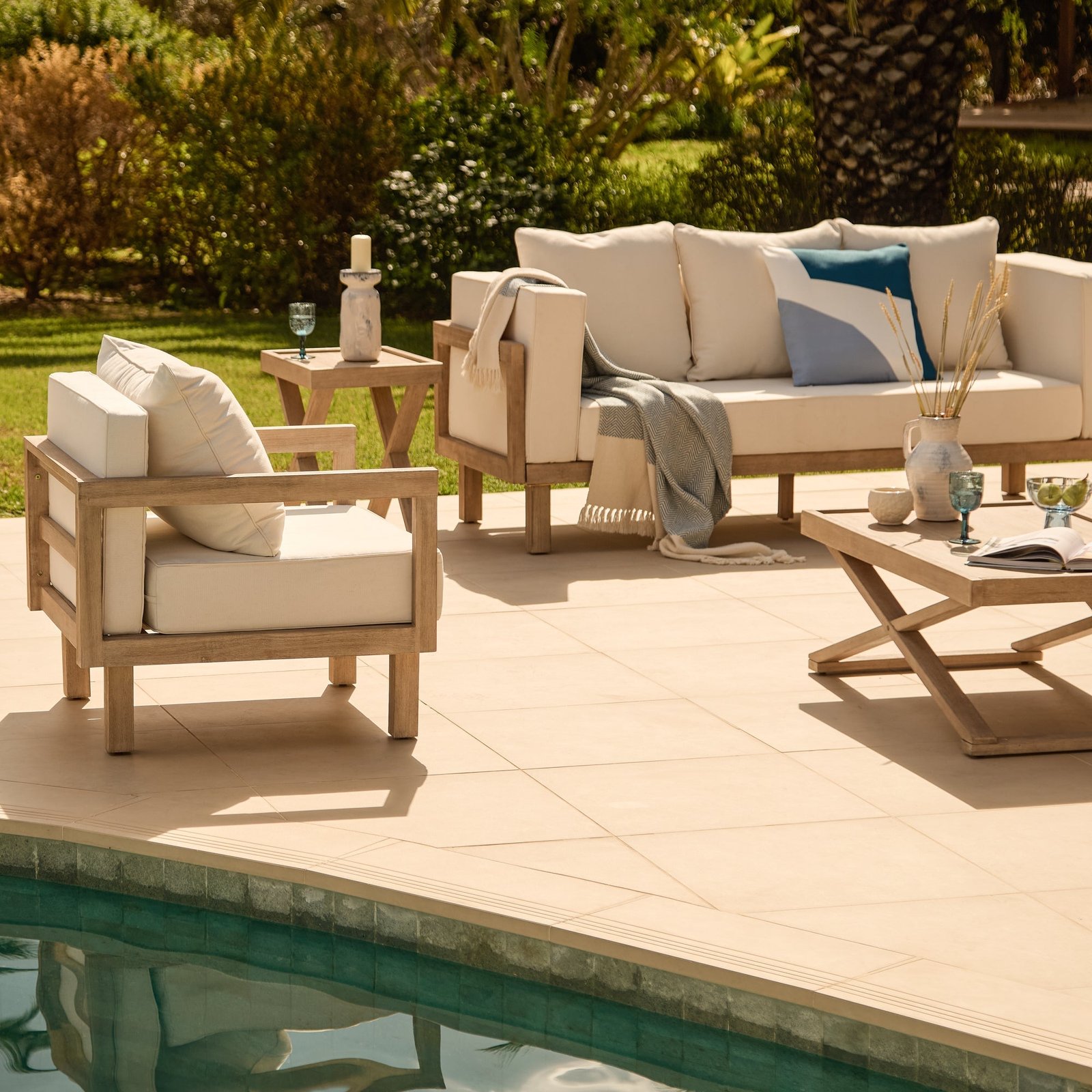 Akira 8 Seater Wooden Garden Sofa Set with Coffee and 2 Akira Side Tables - Image 7