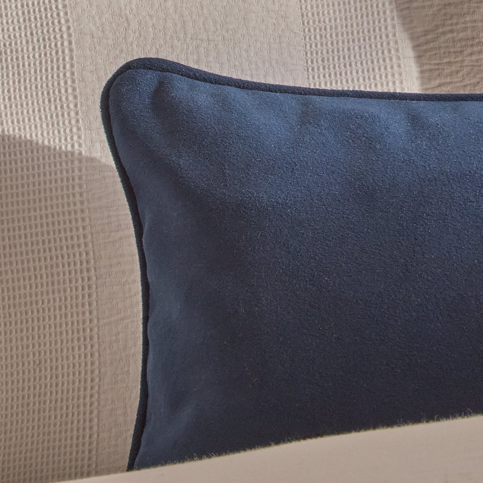 Alford 35x55cm Velvet Piped Edge Scatter Cushion Cover - Ink Blue - Image 3