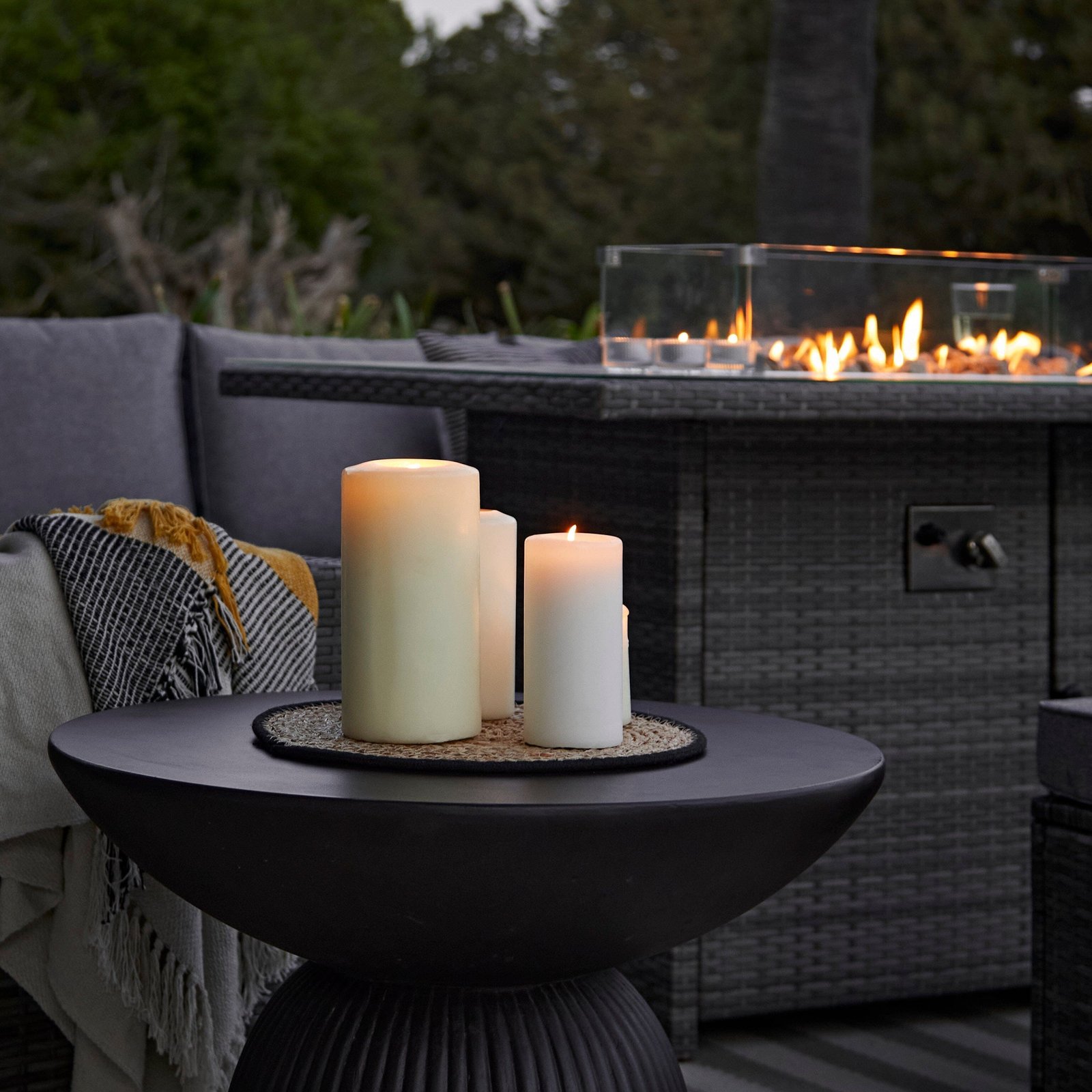 Aston 9 Seater Rattan Garden Corner Sofa Set with Cream Cantilever LED Premium Parasol - Firepit - Grey - Image 3