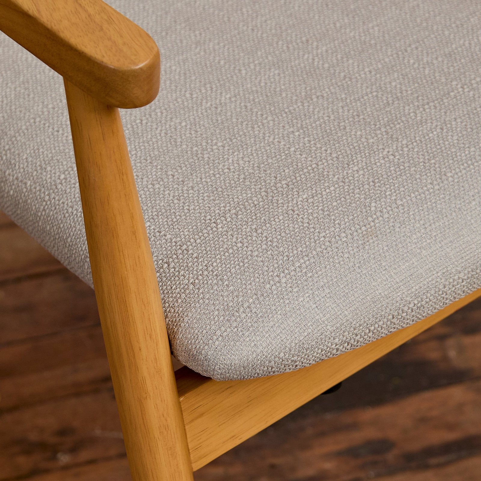 Carter Fawn Linen Dining Armchairs - Set of 2 - Pale Oak Legs - Image 3