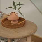 Outlet - Surbiton Single Wick 9cm Ceramic Candle - Oud Wood & Rose Scent In Blush Pink - Image 5