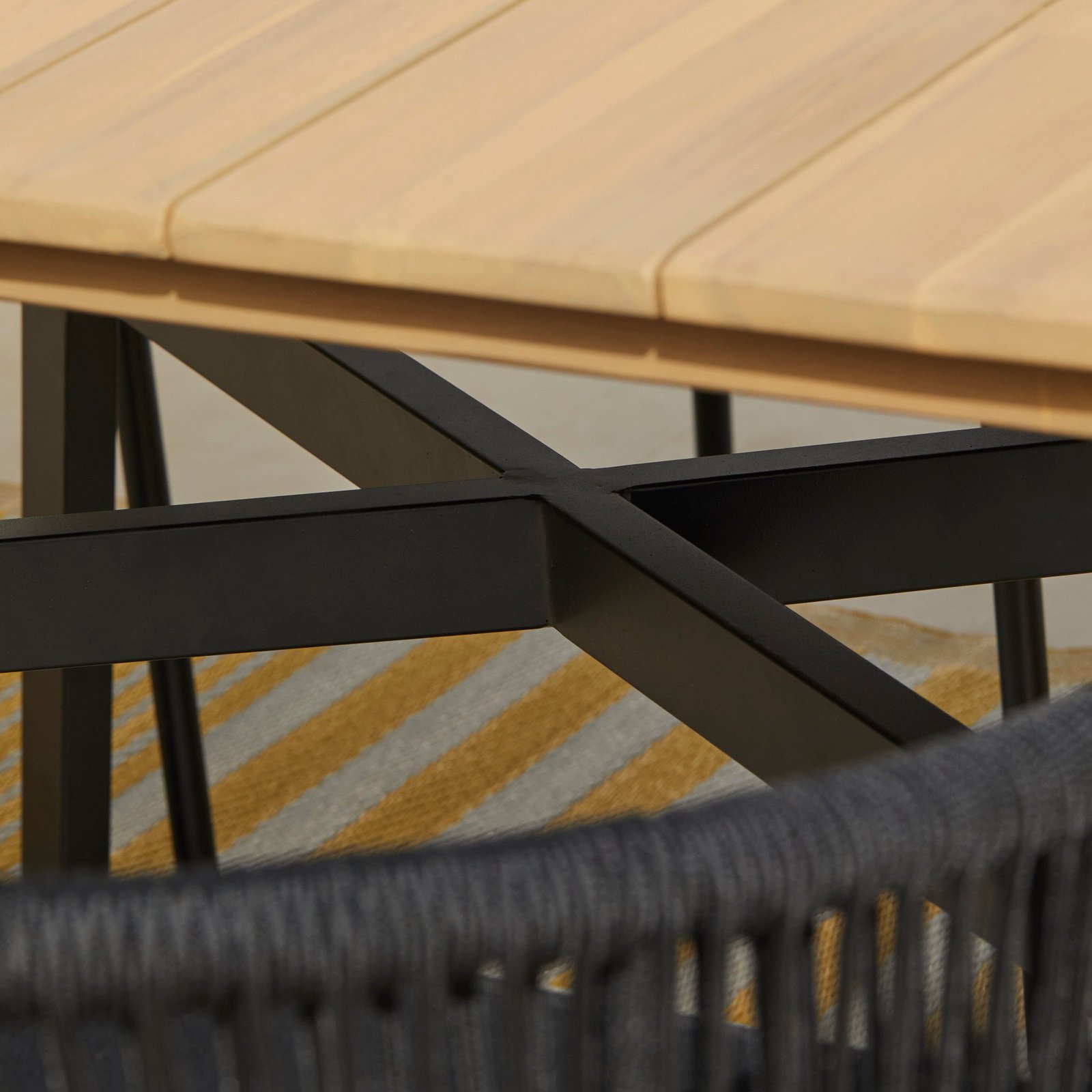 Ezra Oval Wooden Garden Table - White Acacia with Black Metal Legs - Image 7