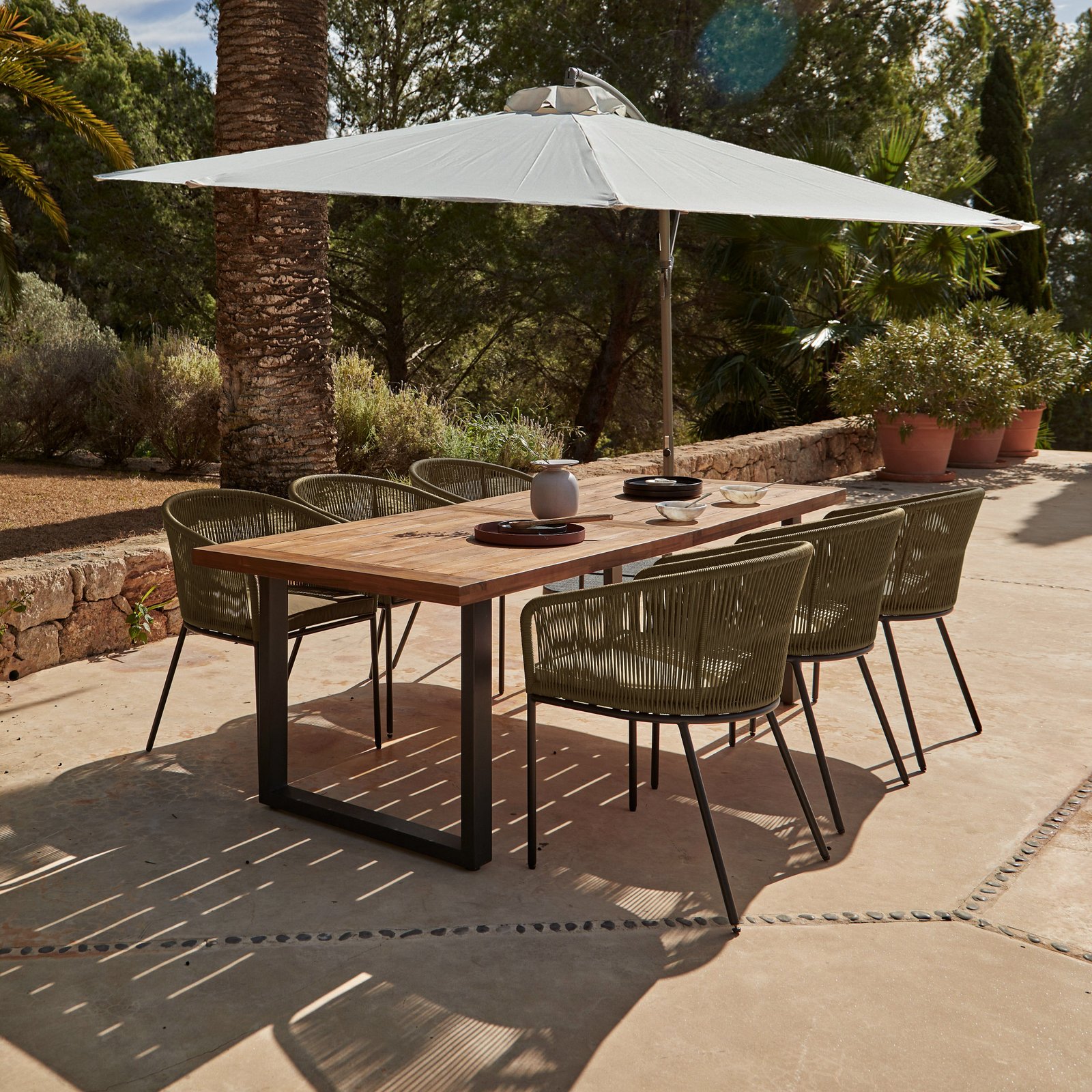 HALI_PINK_SET_1green2356seatercreamstandardparasol_4c8200ee-c0d2-442b-bf1d-b4f85794969f Hali 6 Seater Wooden Outdoor Dining Set with Hali Green Chairs & Cream Lean Over Parasol - 235cm