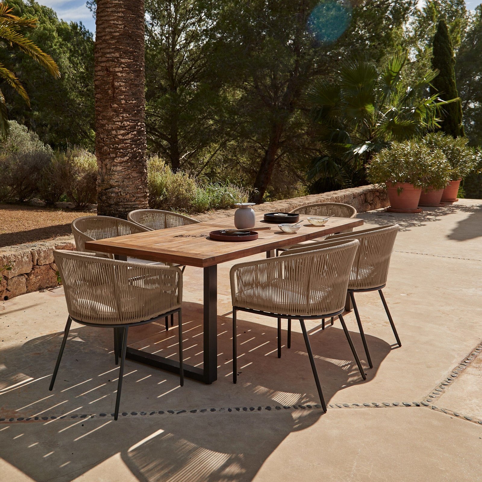 HALI_PINK_SET_1natural6seater_89452a1f-eb5a-48ab-9edf-bb1992912bcc Hali 6 Seater Wooden Outdoor Dining Set with Hali Natural Chairs - 175cm