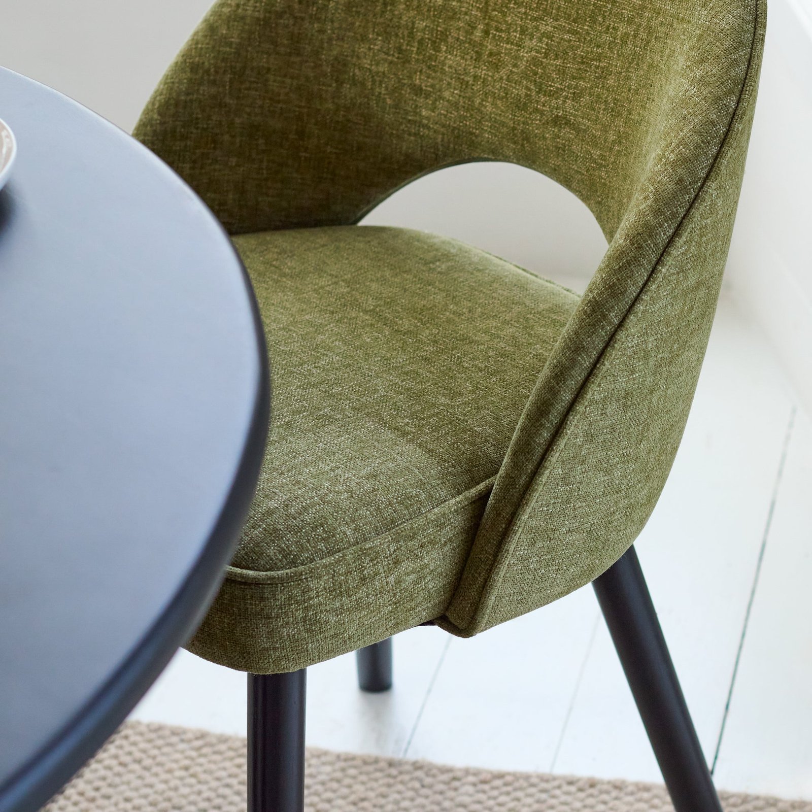 Imogen 120cm Jet Black Mango Wood Round Dining Table Set  - 4 Seater - Marilyn Moss Green Dining Chairs - Black Legs - Image 5