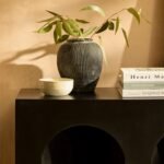 Ioni Jet Black Mango Wood Console Table - Image 4