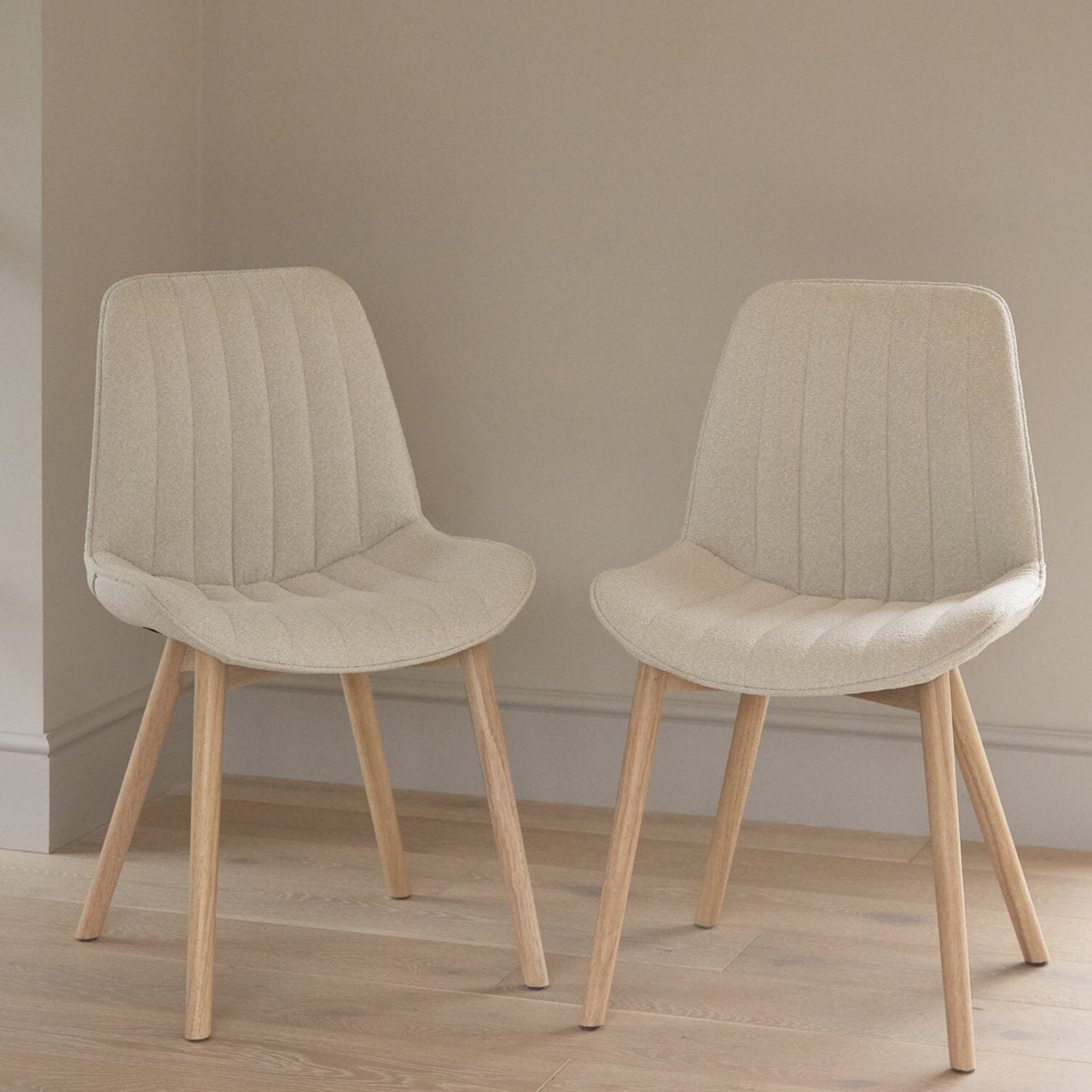 JL_137_122c2fcc-29c2-4fce-b7e4-55328f1a01fc Outlet - Bella Dining Chair Set of 2, Light Beige Boucle with Whitewash Oak Legs
