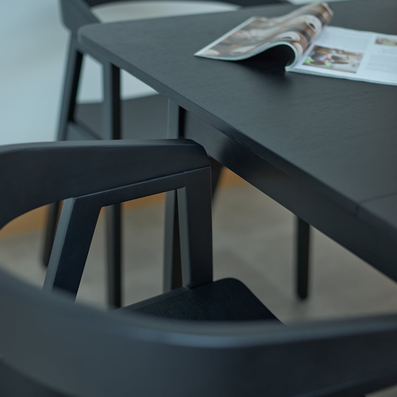 Paul Black Oak Extending Dining Table Set - 6 Seater -  Ella Fawn Linen Carver Chairs - Black Oak Legs - Image 9