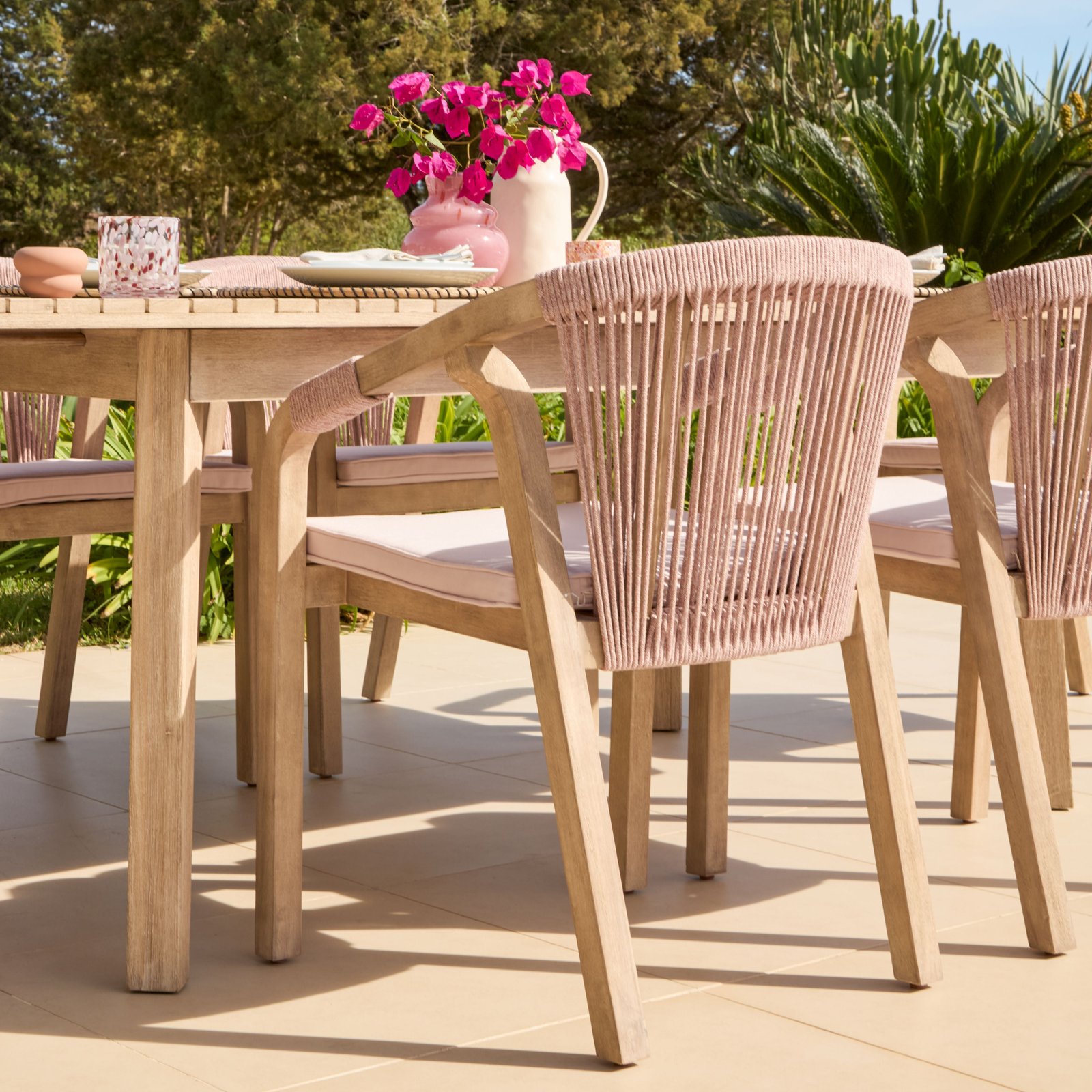 Saffron 6 Seater Extending Wooden Garden Dining Set with Shiro Pink Rope Chairs - Image 2