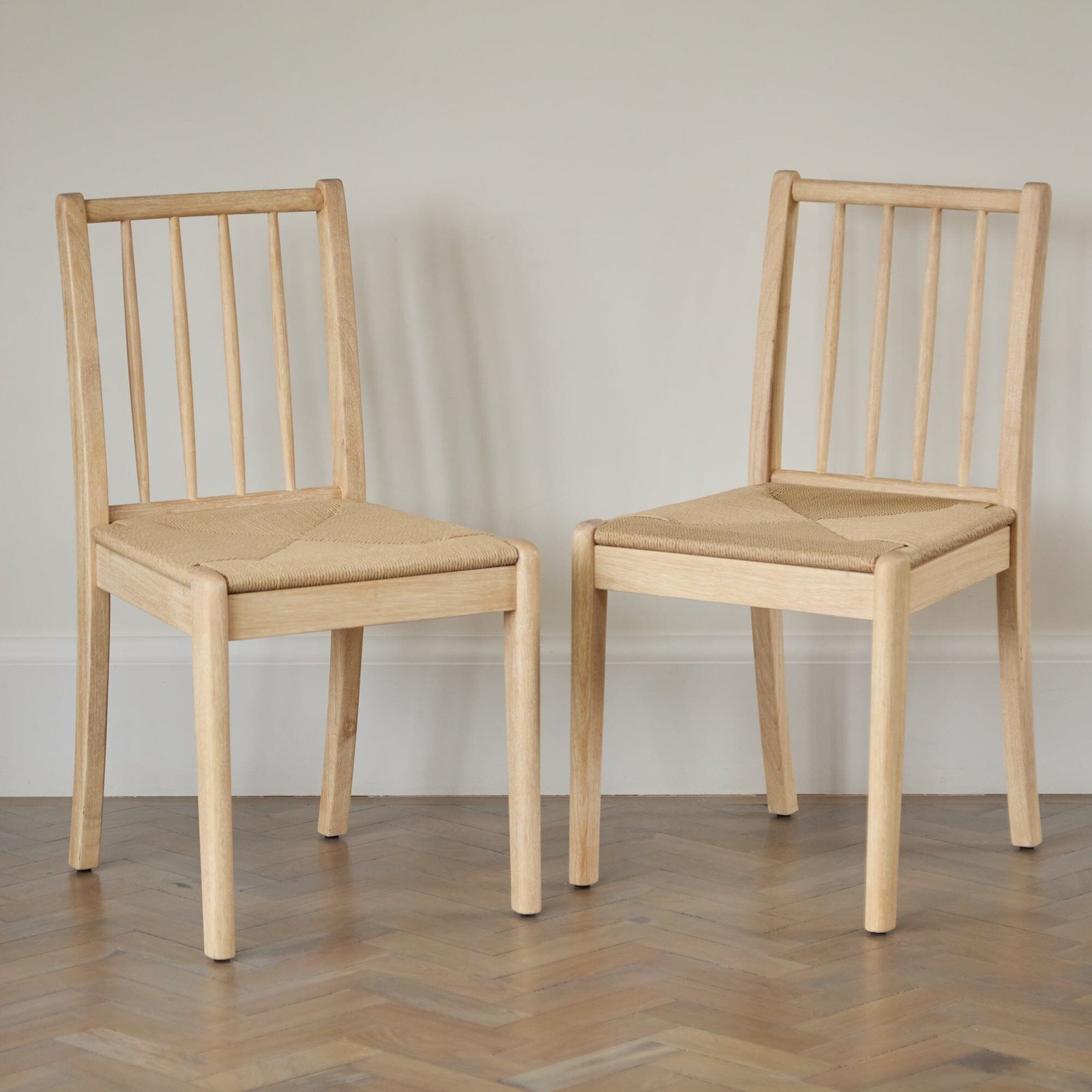 Amelia Extendable Whitewash Oval Dining Table Set - 4 Seater - Tilly String Dining Chairs - Whitewash Oak Legs - Image 4