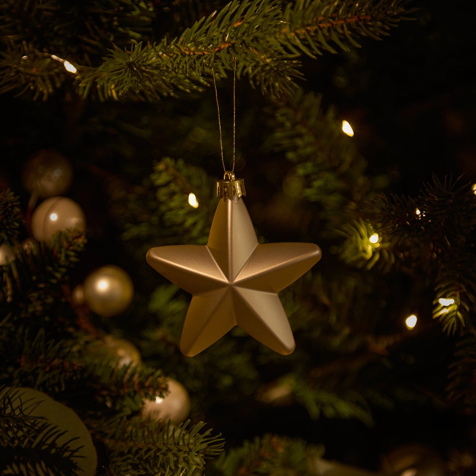 Valen Shatterproof 7.5cm Mixed Hanging Stars - Set of 6 - Pearl Gold - Image 6