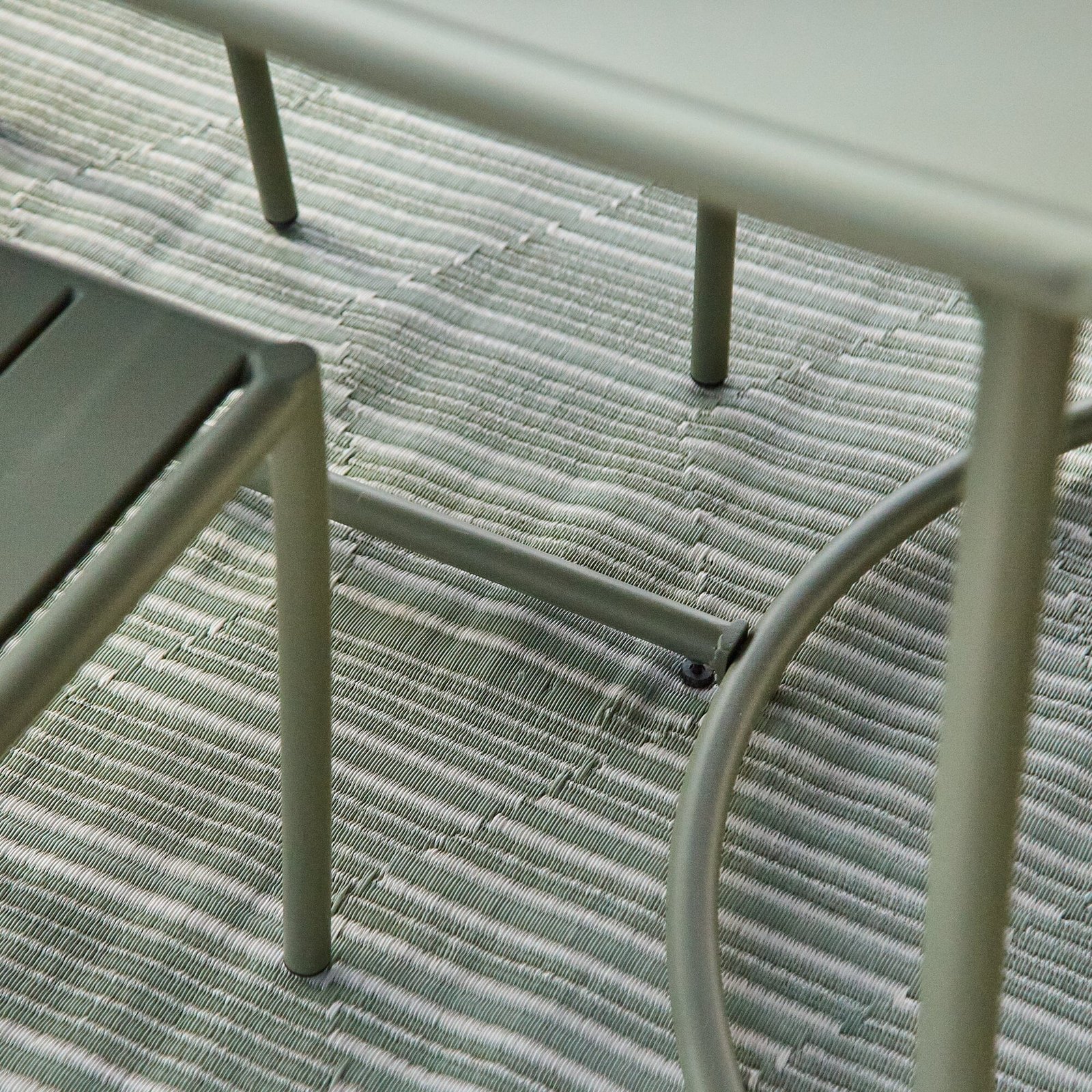 Hemsby 160 x 230cm Garden Rug - Olive - Image 4