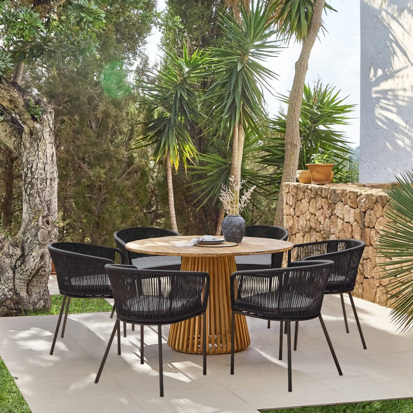 Willow 6 Seater Round Wooden Garden Dining Set - Hali Black Chairs