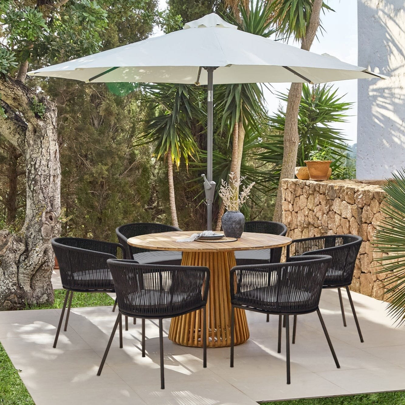 Willow 6 Seater Round Wooden Garden Set with 6 Hali Black Rope Chairs & Round Cream Parasol - Image 1