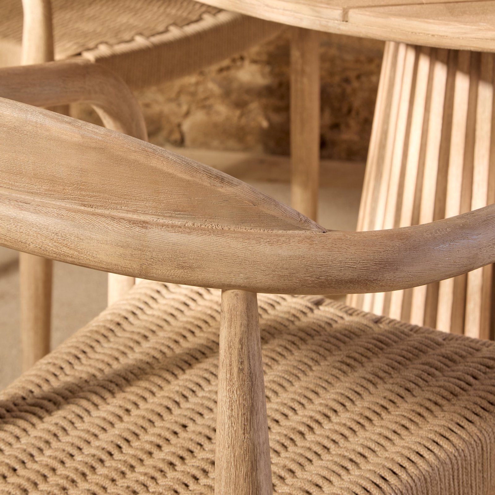 Willow 8 Seater Oval Garden Dining Set with Sasha Sand Rope Chairs - Image 7