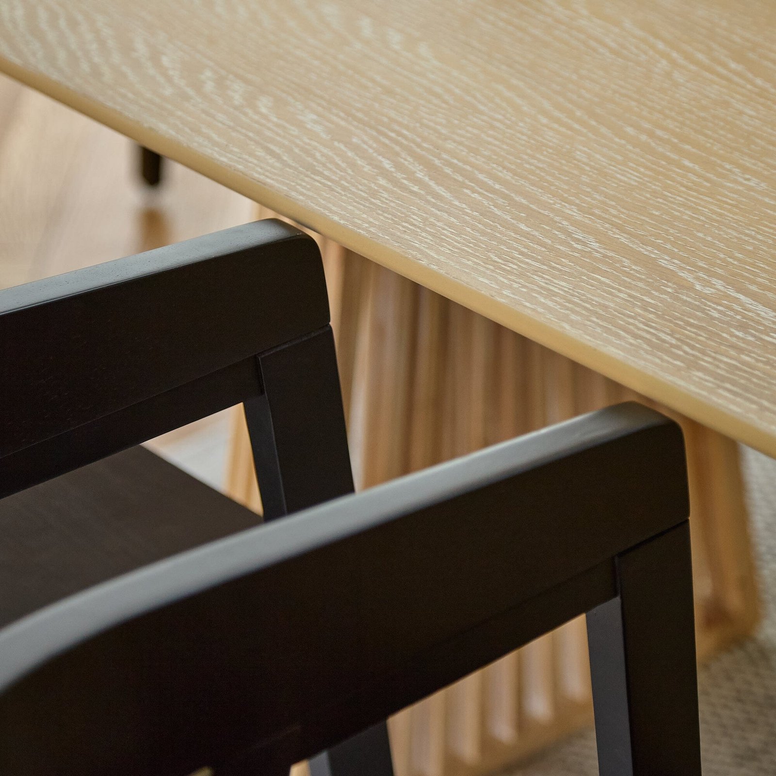 Willow Whitewash Dining Table Set - 6 Seater - Ella Black Carver Chairs - Image 6