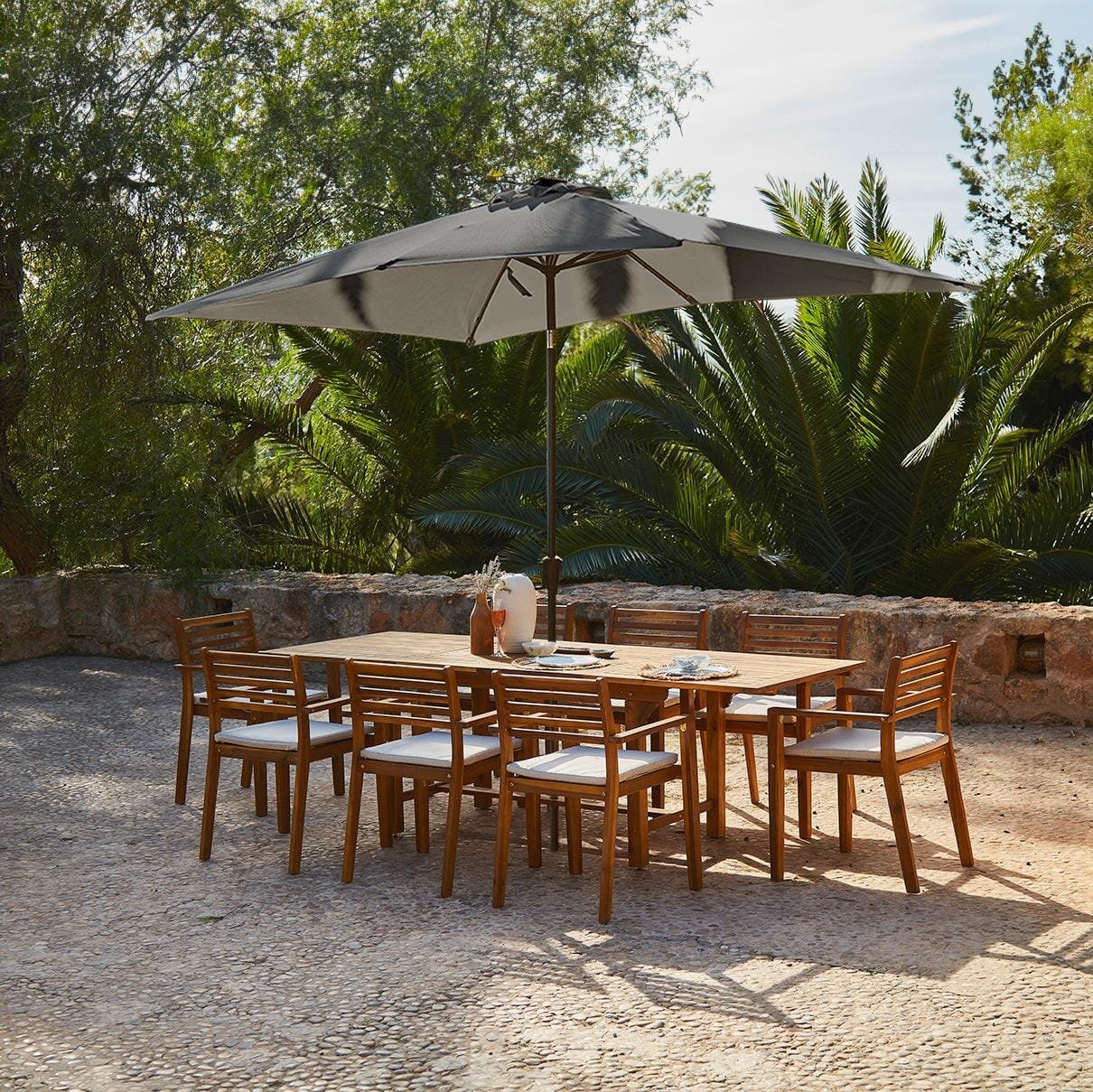 aspen-8-seater-wooden-extendable-garden-dining-set-grey-parasol-laura-james-1 Aspen 8 Seater Wooden Extendable Garden Dining Set - Grey Parasol