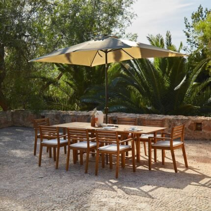 Aspen 8 Seater Wooden Extendable Garden Dining Set with Cushions - Cream Parasol