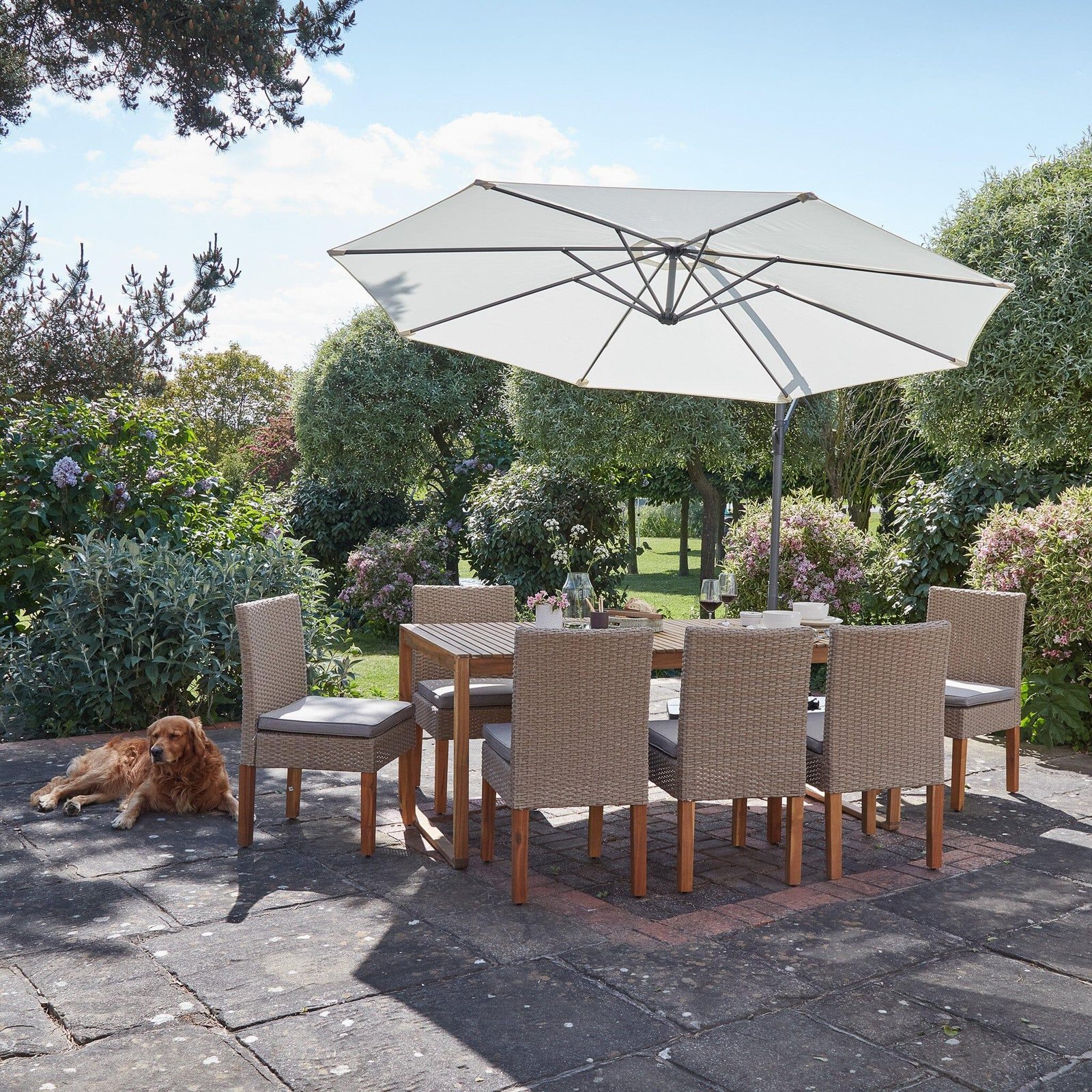 lennox-table-with-8-oliver-dining-chairs-with-cream-lean-over-parasol-laura-james-1 Lennox Table with 8 Oliver Dining Chairs with Cream Lean Over Parasol