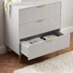 Outlet - Gloria Chest of Drawers - Grey & Brass Effect - Image 4