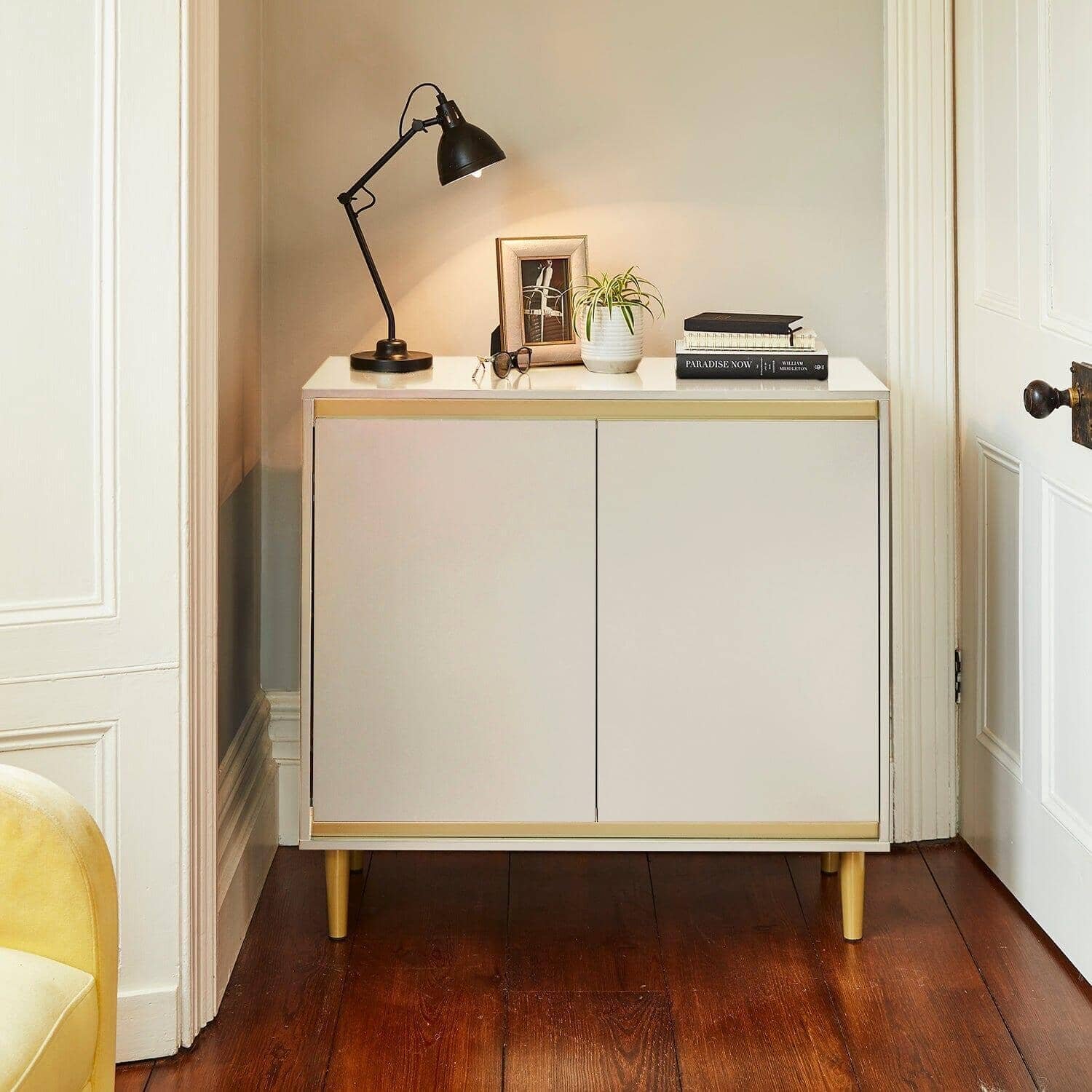 outlet-iliana-sideboard-2-door-snow-white-laura-james-1 Outlet - Iliana Sideboard - 2 Door - Snow White