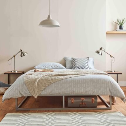 Outlet – Indy King Size Platform Bed - Grey Metal