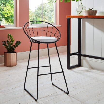 Outlet – Jimmy breakfast bar stool