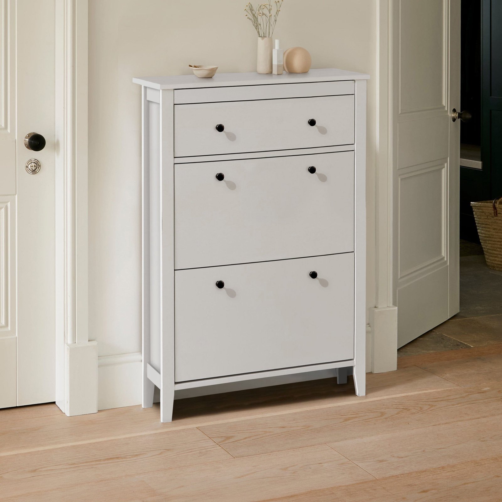 sandhurst-white-shoe-cabonet_550279b7-31cb-4c16-bc6c-7123173fbe23 Outlet – Sandhurst shoe cabinet - 3 door - white