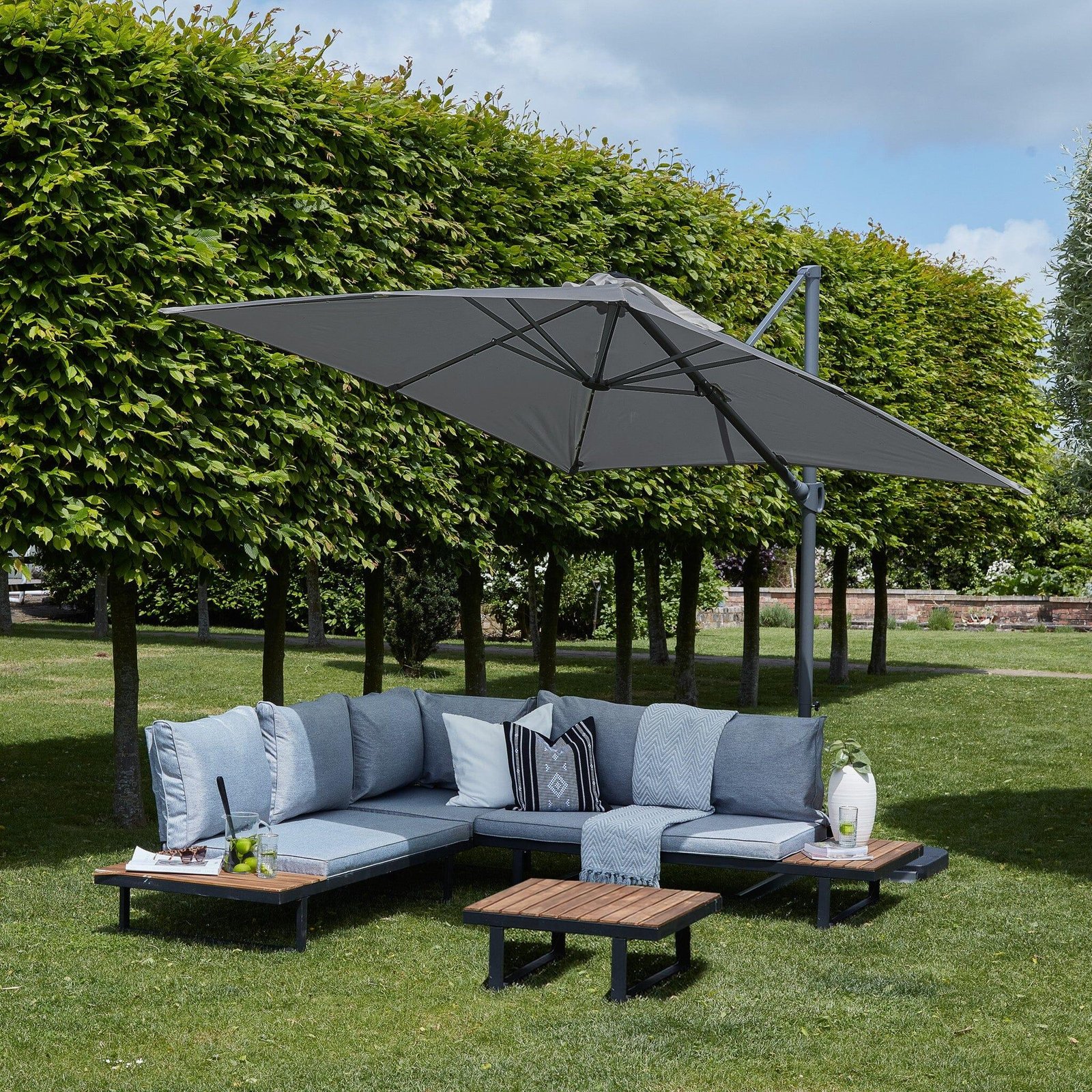thea-garden-corner-sofa-set-with-grey-premium-parasol-laura-james-1 Thea Garden Corner Sofa Set with Grey LED Premium Parasol